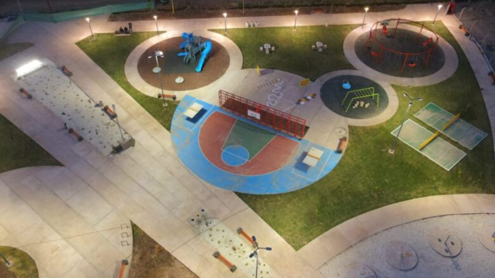 Inauguró la Plaza Rincón Agrelo