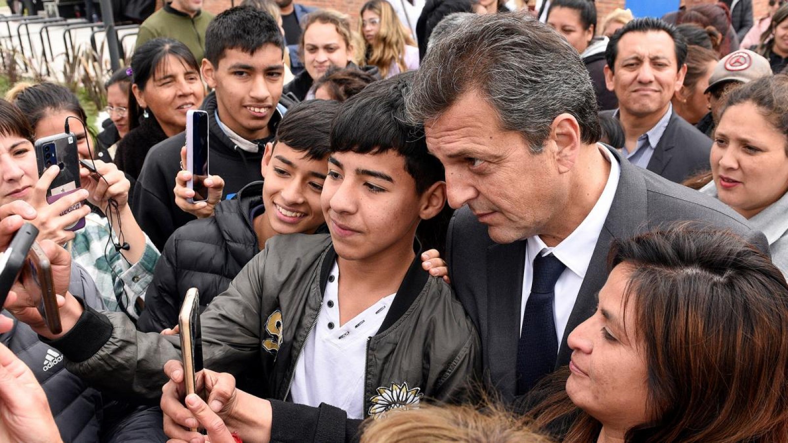 Massa inauguró una escuela técnica y volvió a defender la educación pública