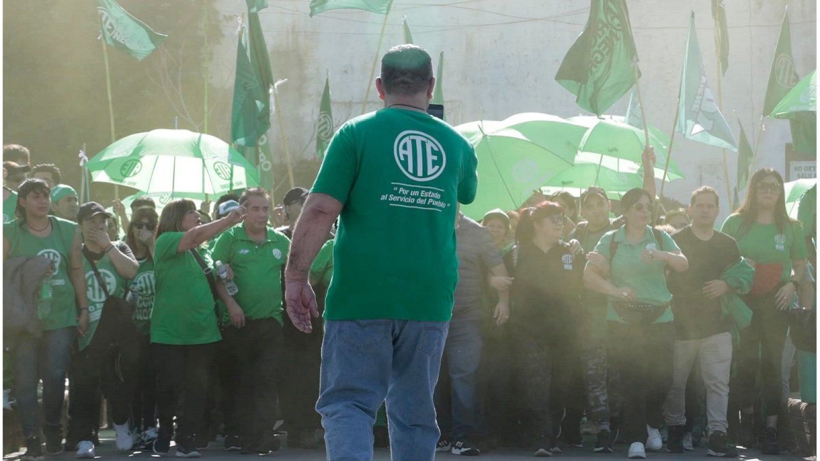 ATE Nacional convocó marchar este viernes contra el DNU de Milei