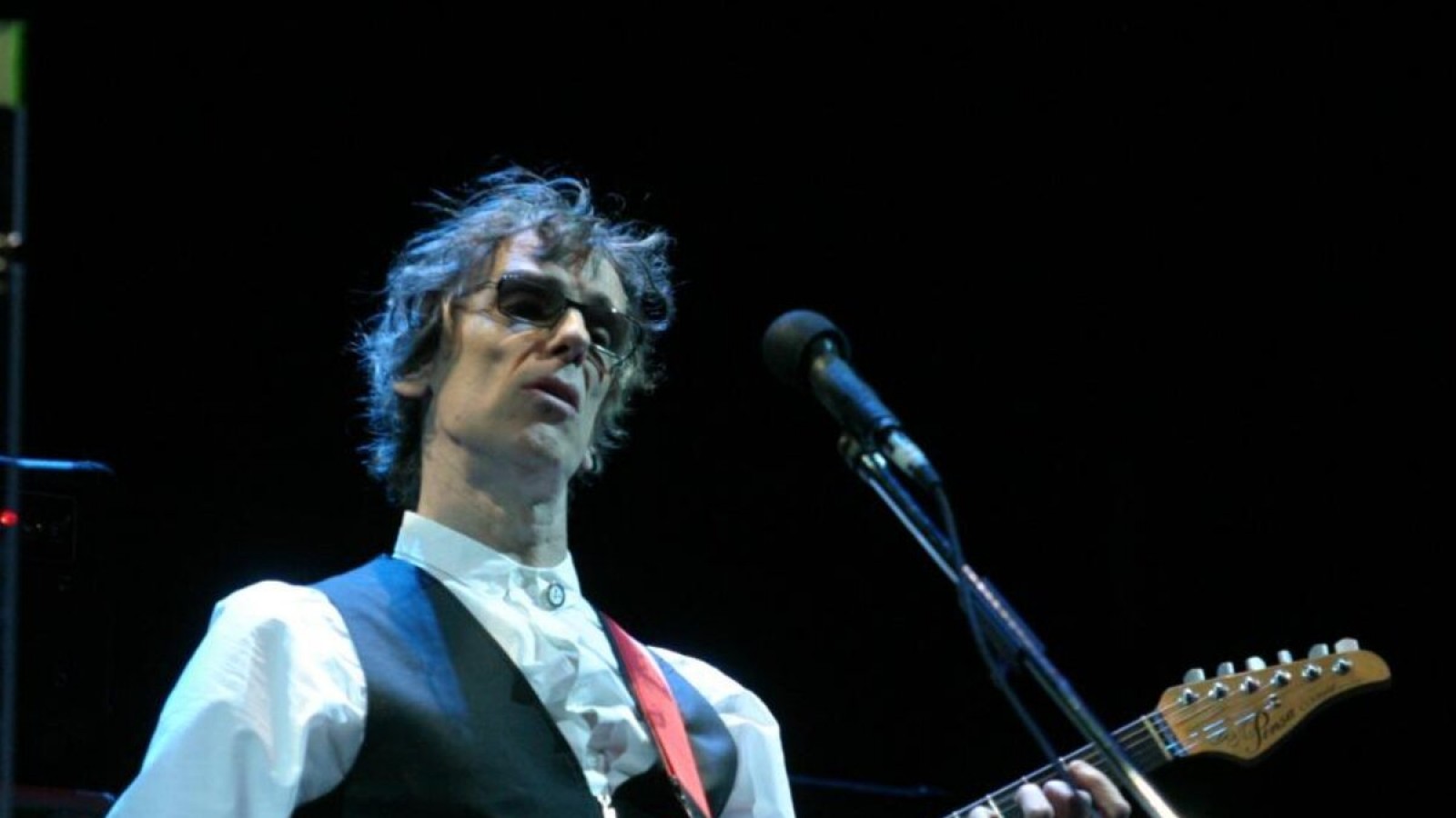 Artesano de la belleza, socio ético de la estética. Luis Alberto Spinetta, cumple