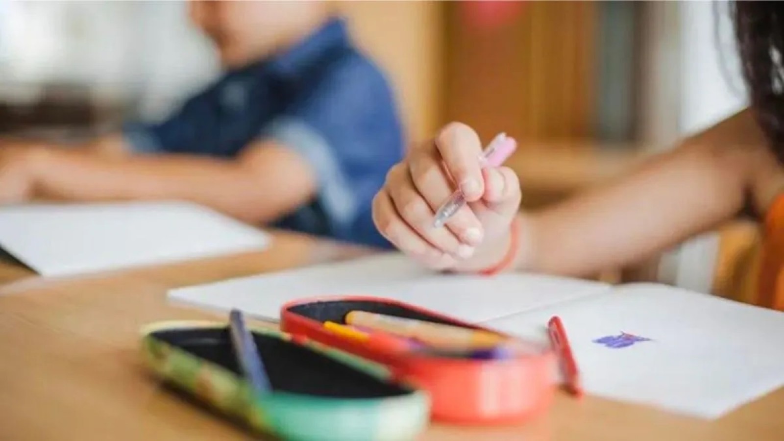 Aumenta a 70 mil pesos la Asignación de Ayuda Escolar