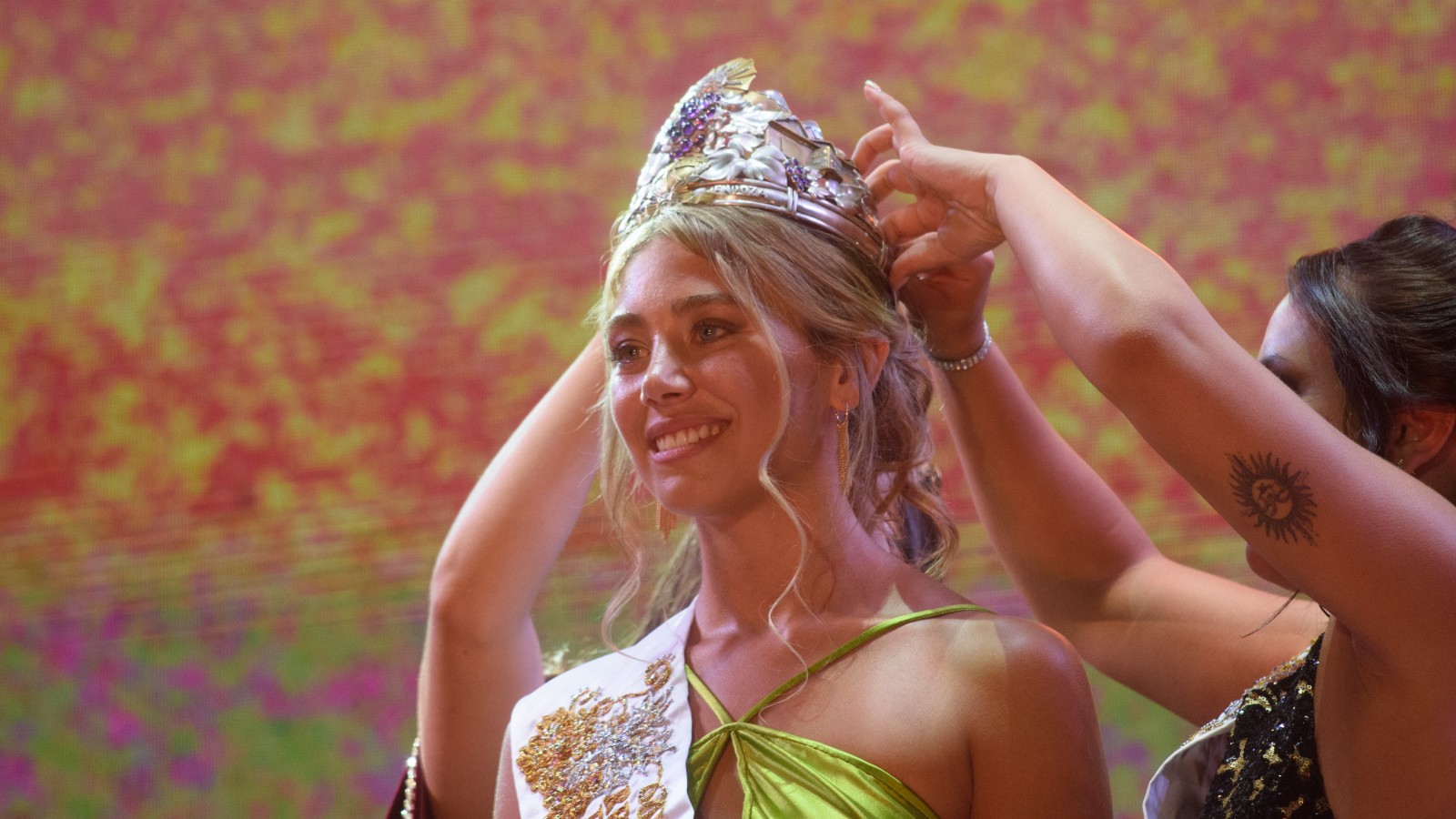 La Ciudad de Mendoza eligió a sus representantes para la Fiesta Nacional de la Vendimia 2024 tras un espectáculo alegre y emotivo