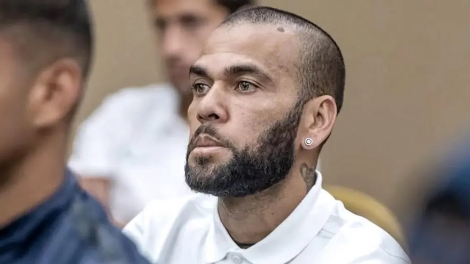 Dani Alves fue condenado a cuatro años y medio de prisión por violación