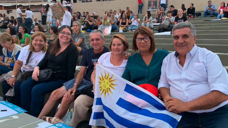 Turistas presentes en la Fiesta Nacional de la Vendimia 2024