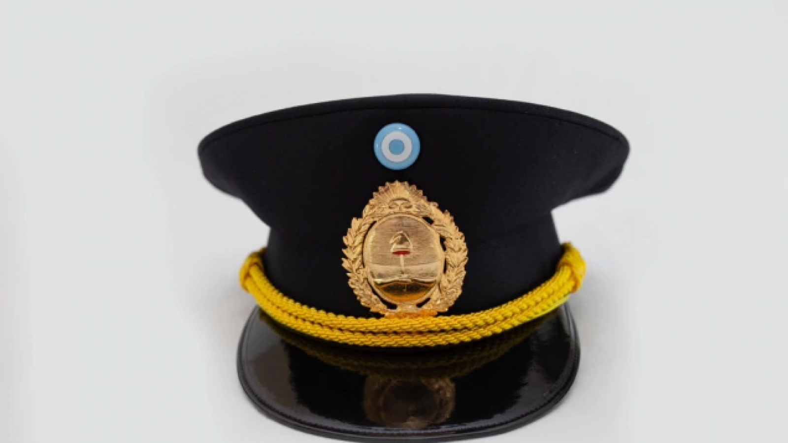 Insólito: un efectivo de la Policía de Mendoza, renuncia y se filma, dando sus argumentos