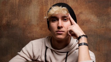 Ryan Cox lanza Amén al Rock, su segundo álbum grabado en vivo